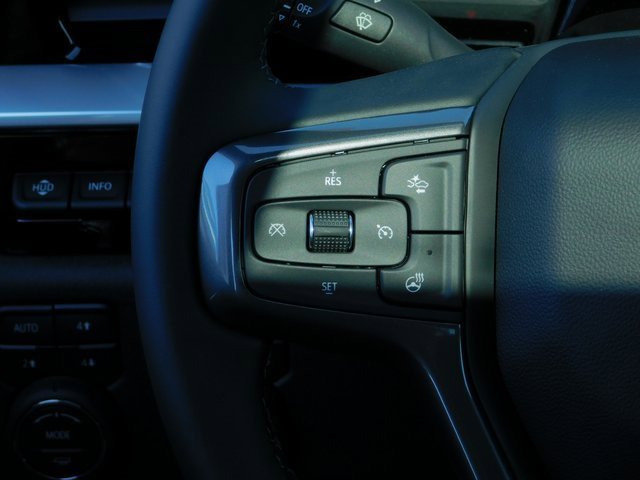 2025 Chevrolet Silverado 2500HD High Country photo 16