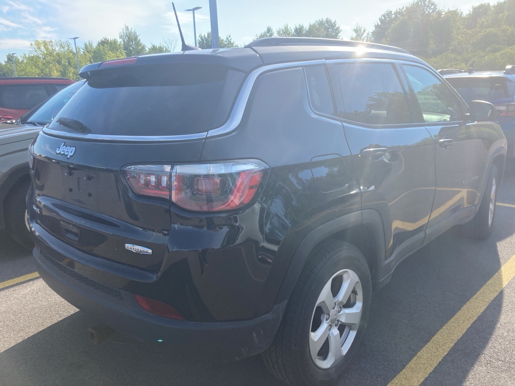 2019 Jeep Compass Latitude photo 4