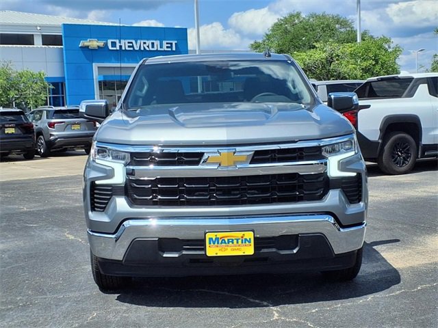 2025 Chevrolet Silverado 1500 LT photo 5