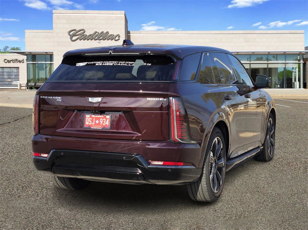 2025 Cadillac Escalade IQ Sport photo 7