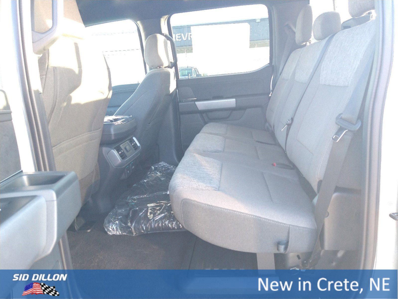 2025 Ford F-150 XLT photo 5