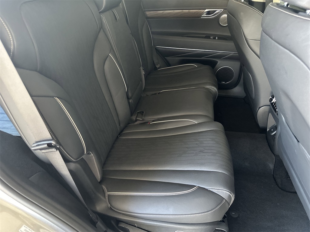 2023 Genesis GV80 2.5T AWD Advanced photo 33