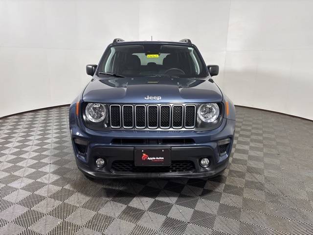 Used 2022 Jeep Renegade Latitude with VIN ZACNJDB18NPN83304 for sale in Shakopee, Minnesota