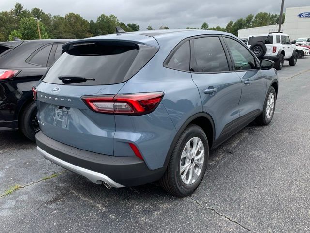 2025 Ford Escape Active photo 11