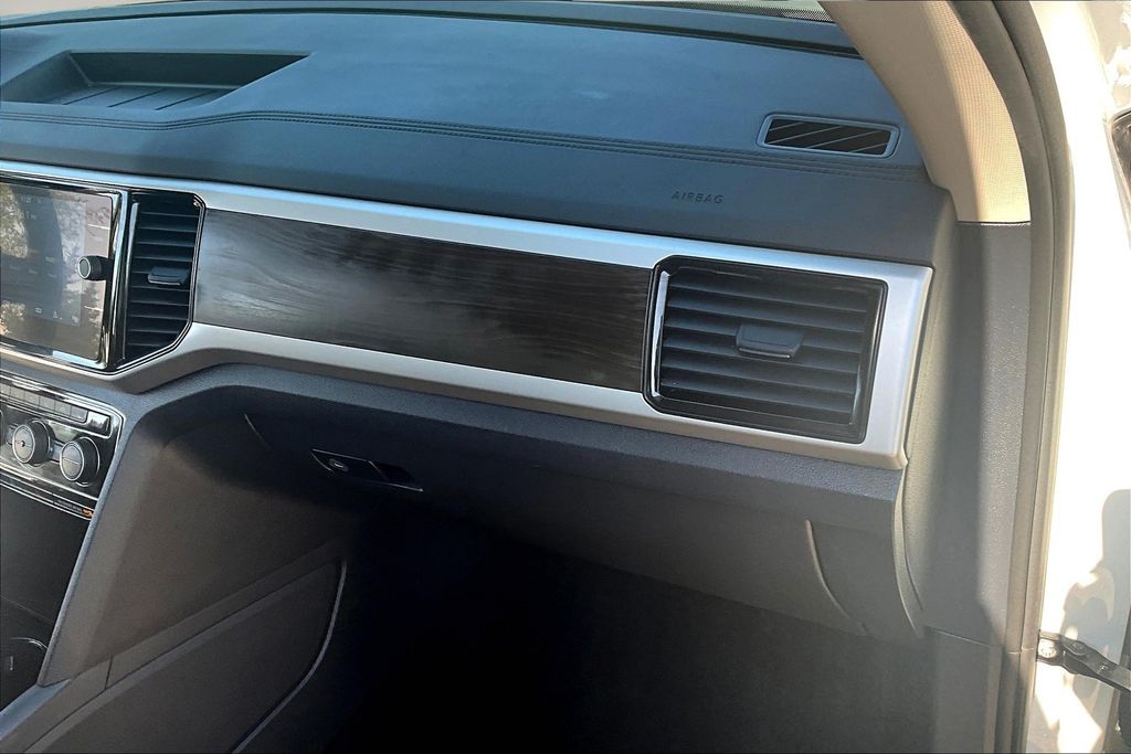 2022 Volkswagen Atlas V6 SE Technology photo 21
