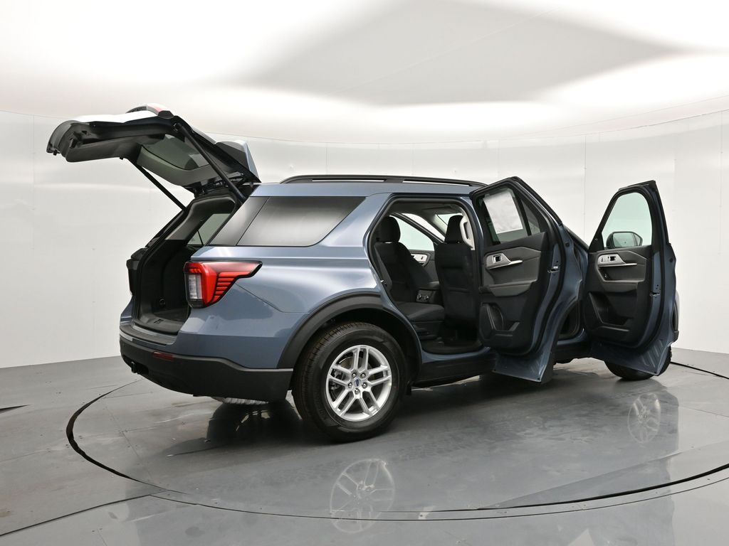 New 2025 Ford Explorer Active 4D Sport Utility in Buena Park C250053