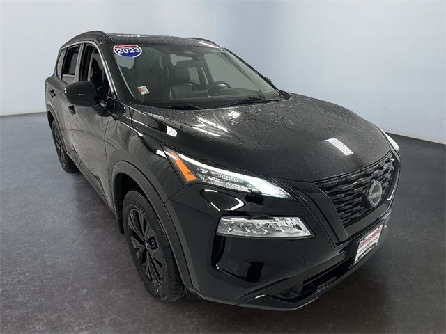 2023 Nissan Rogue SV's photo