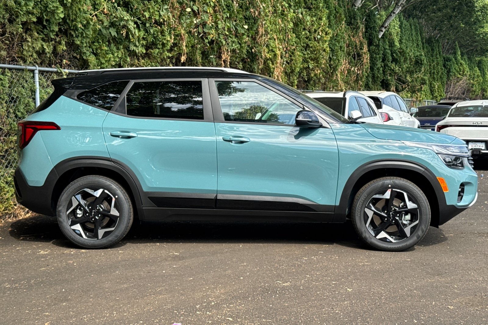 2026 Kia Seltos S photo 2