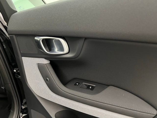 2022 Polestar PS2 e-AWD photo 18