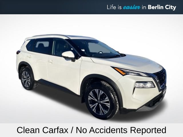 2021 Nissan Rogue SV's photo