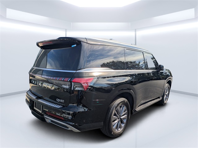 2025 Infiniti QX80 Pure photo 3