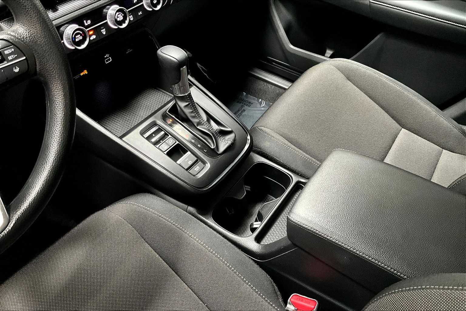 2024 Honda CR-V LX photo 16