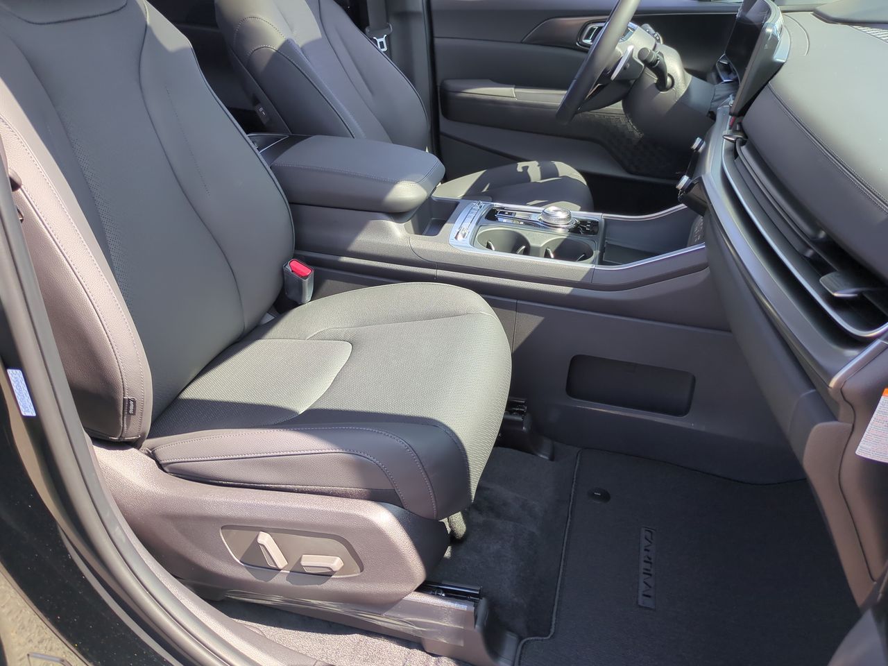 2026 Kia Carnival SX Prestige photo 23