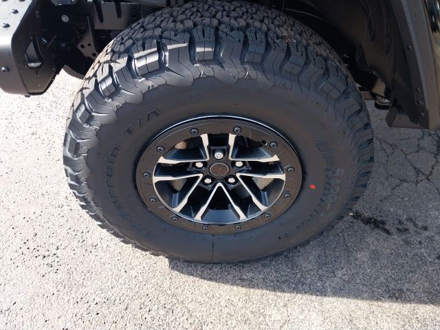 2025 Jeep Wrangler Rubicon X photo 15