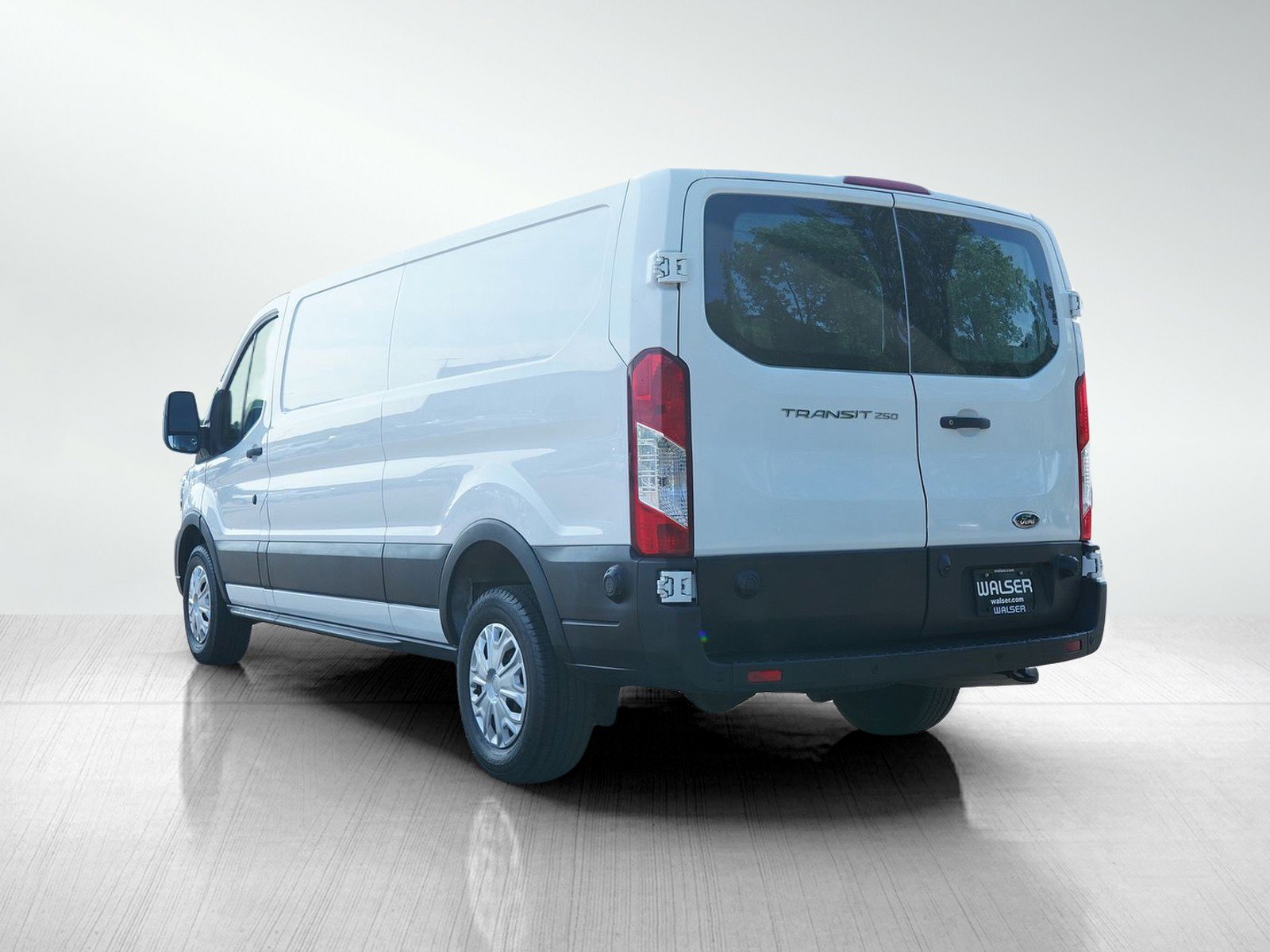 2020 Ford Transit photo 3