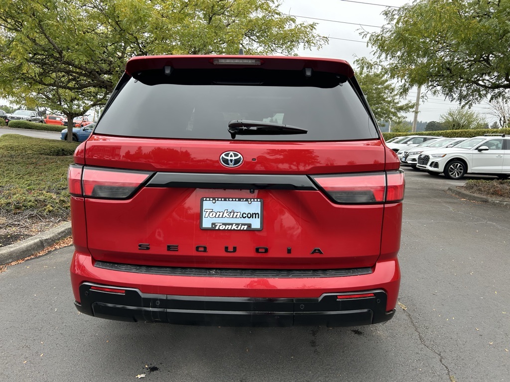 2024 Toyota Sequoia Platinum photo 4