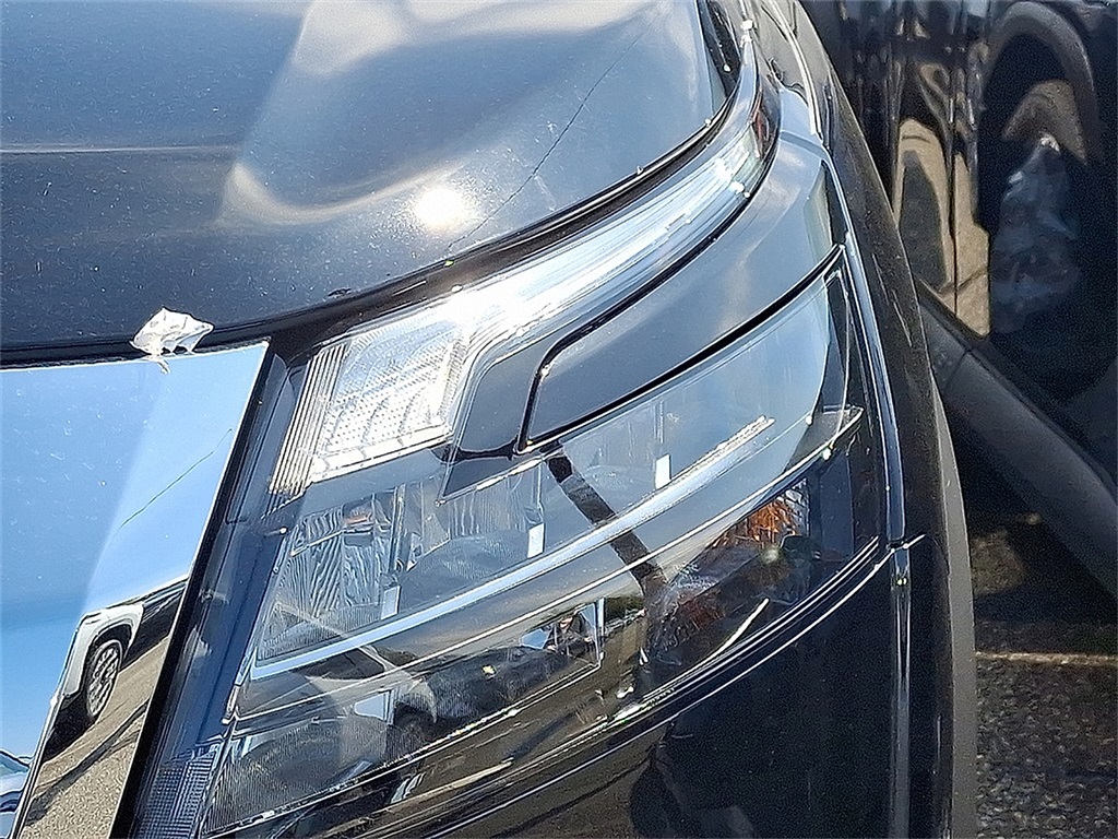 2026 Nissan Rogue SV photo 4
