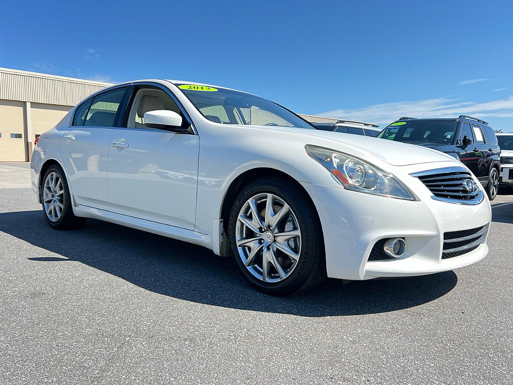 2013 Infiniti G37 Journey photo 2