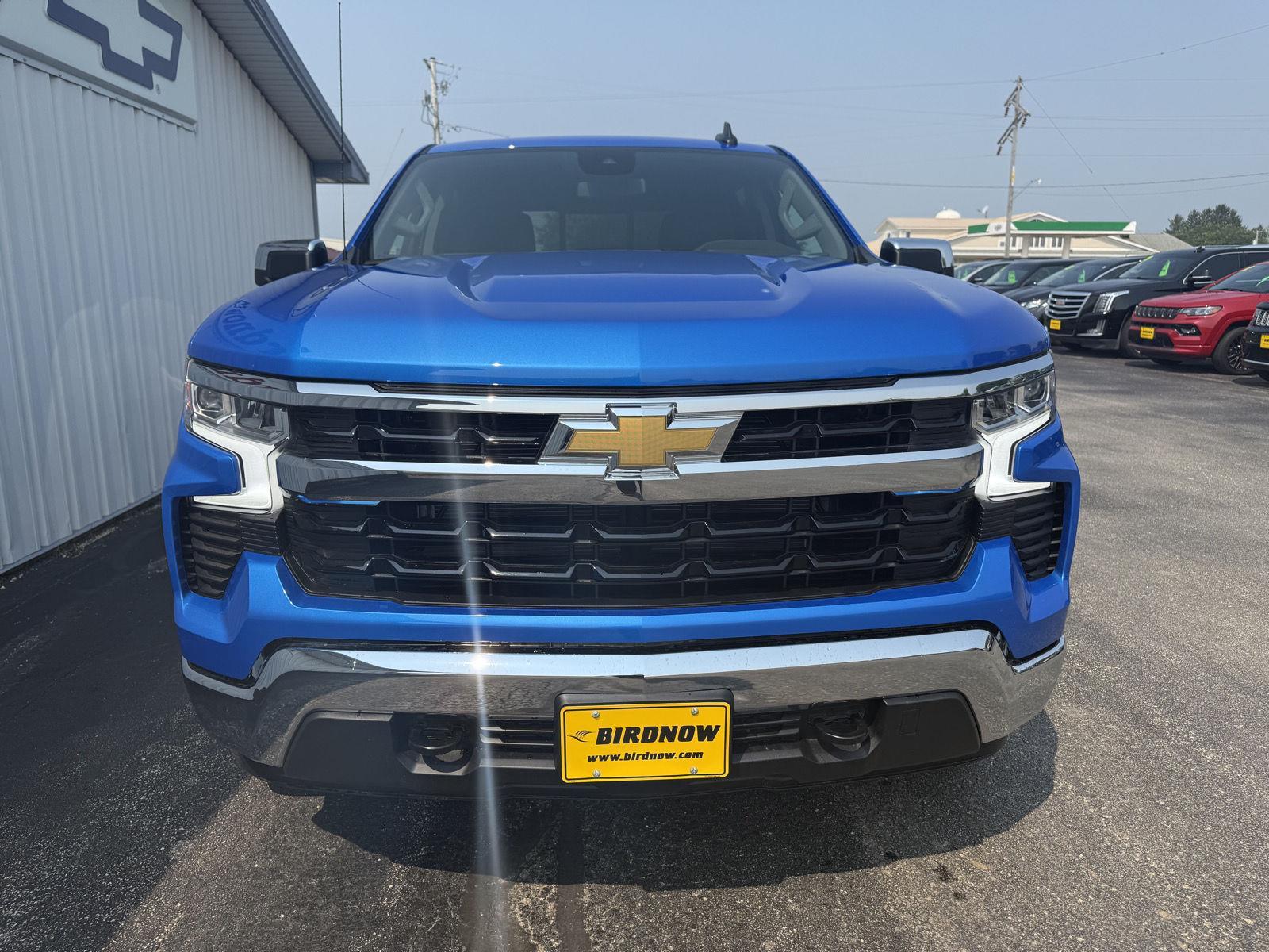 2026 Chevrolet Silverado 1500 LT photo 4