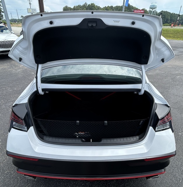 2025 Hyundai Elantra N Base photo 4