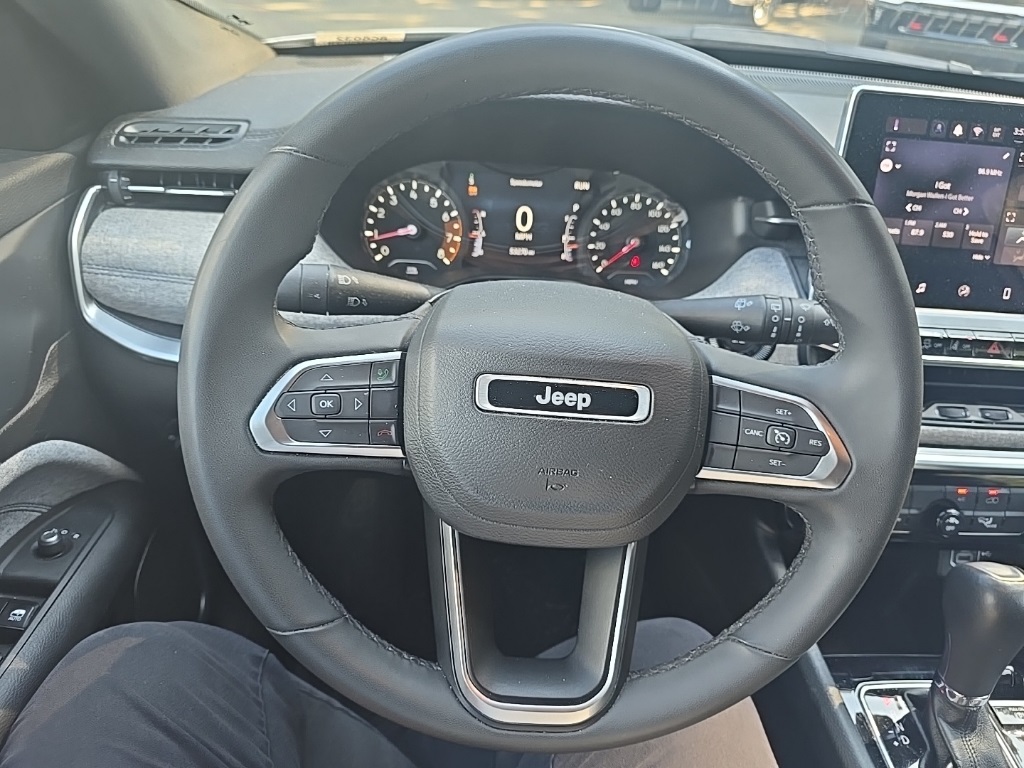 2024 Jeep Compass Latitude photo 21