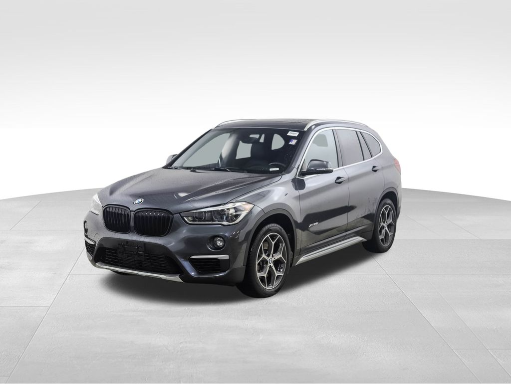 2016 BMW X1 28i's photo