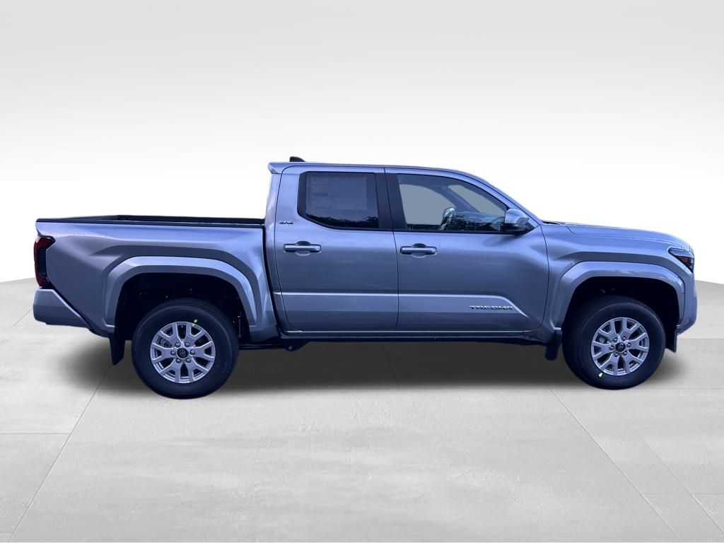 2025 Toyota Tacoma SR5 4x4 Double Cab photo 6