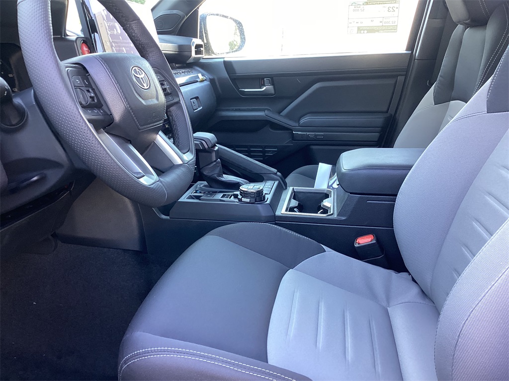 2025 Toyota Tacoma TRD Off-Road 4x4 Double Cab photo 3