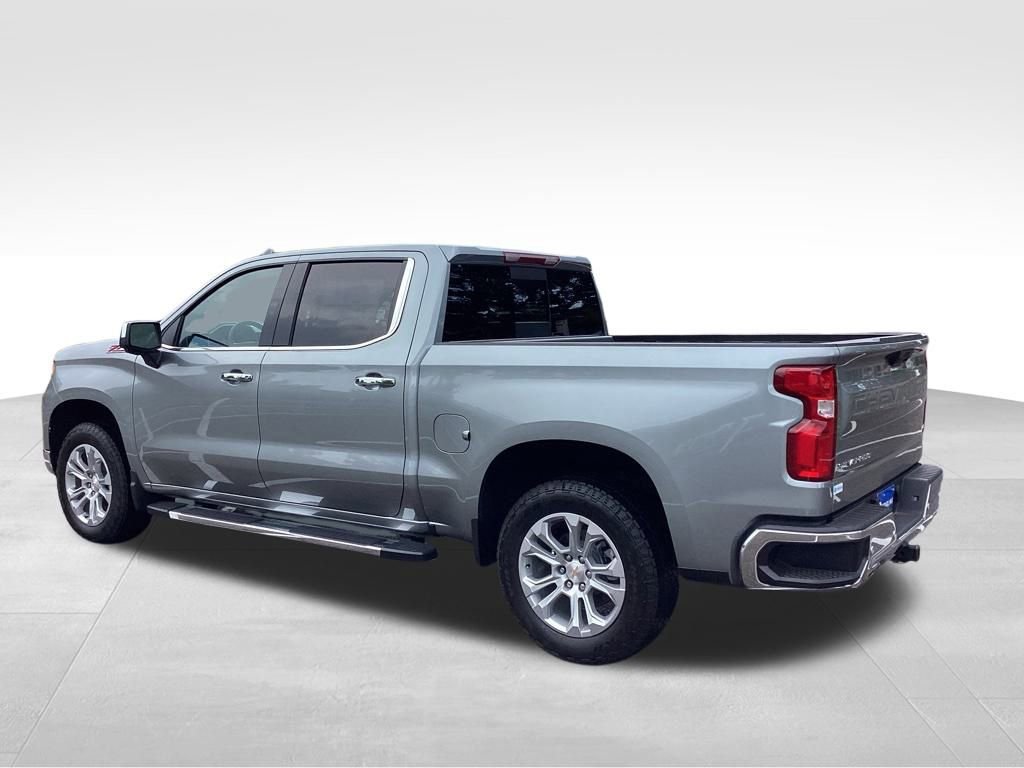 2025 Chevrolet Silverado 1500 LTZ photo 5
