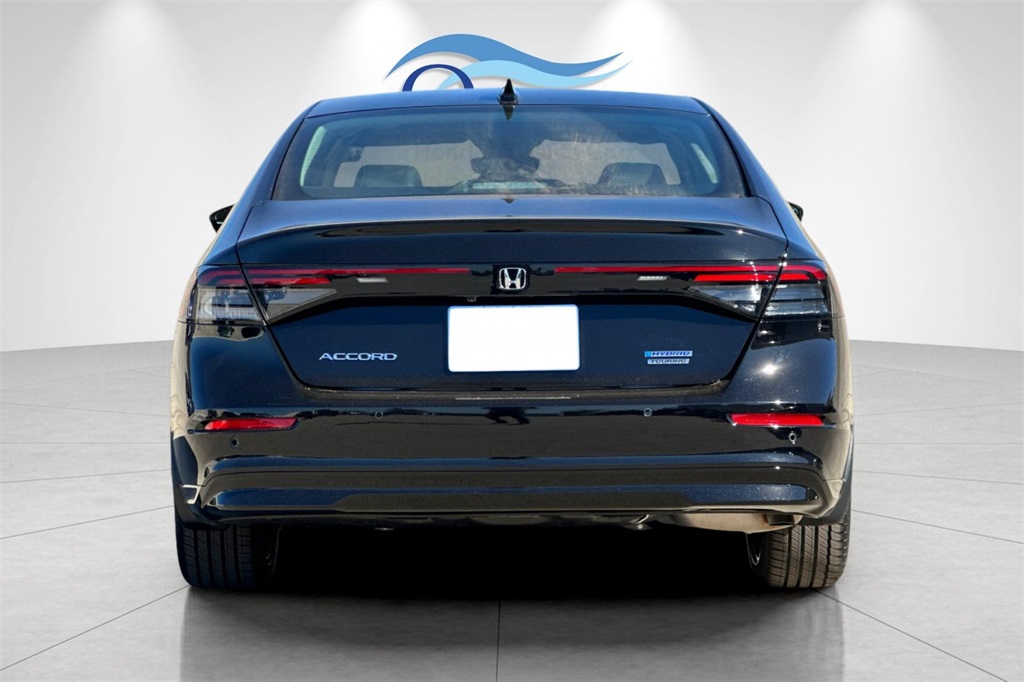 2025 Honda Accord Hybrid Touring photo 4