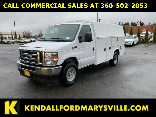 2025 Ford E-Series Cutaway Base