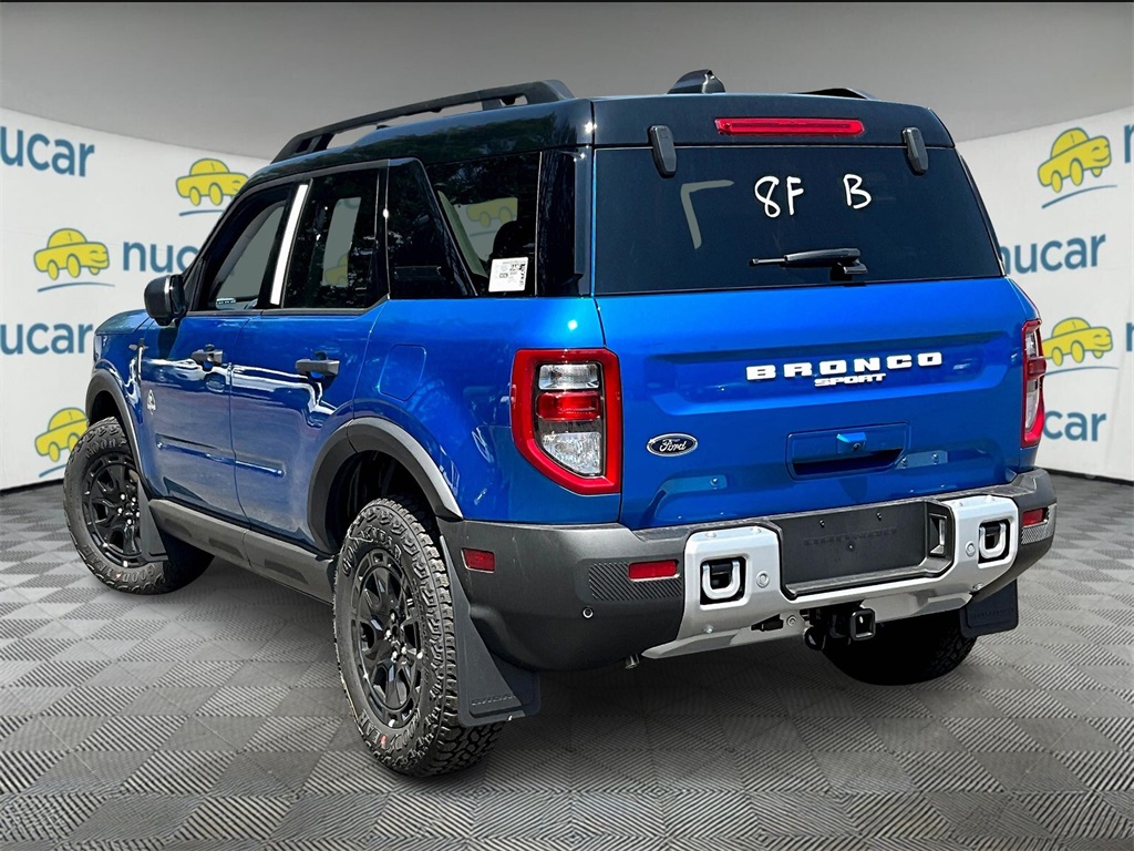 2025 Ford Bronco Sport Outer Banks photo 3