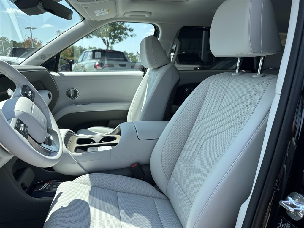 2026 Hyundai Palisade SEL photo 8