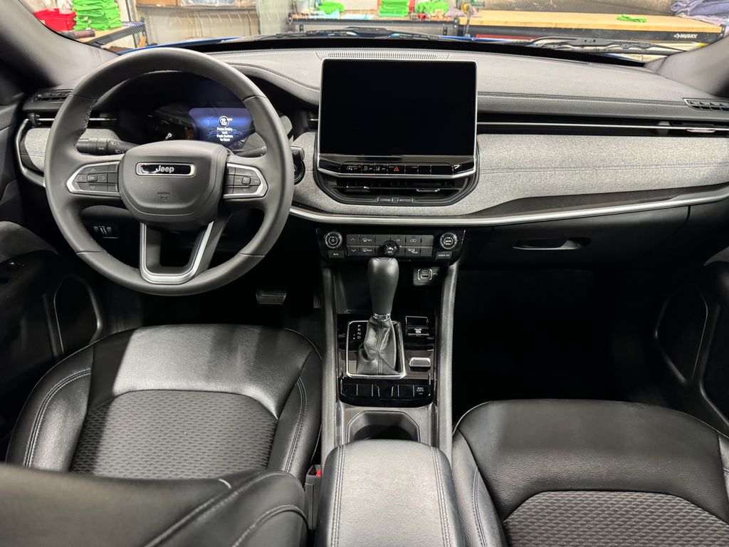 2024 Jeep Compass Latitude photo 15