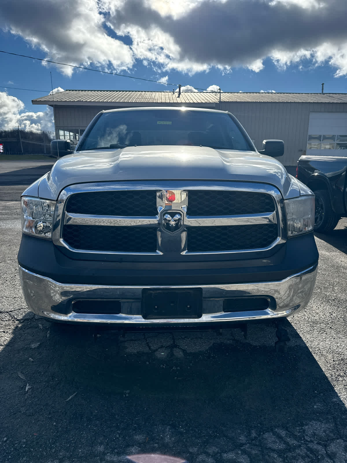 2014 Ram 1500 Tradesman photo 2