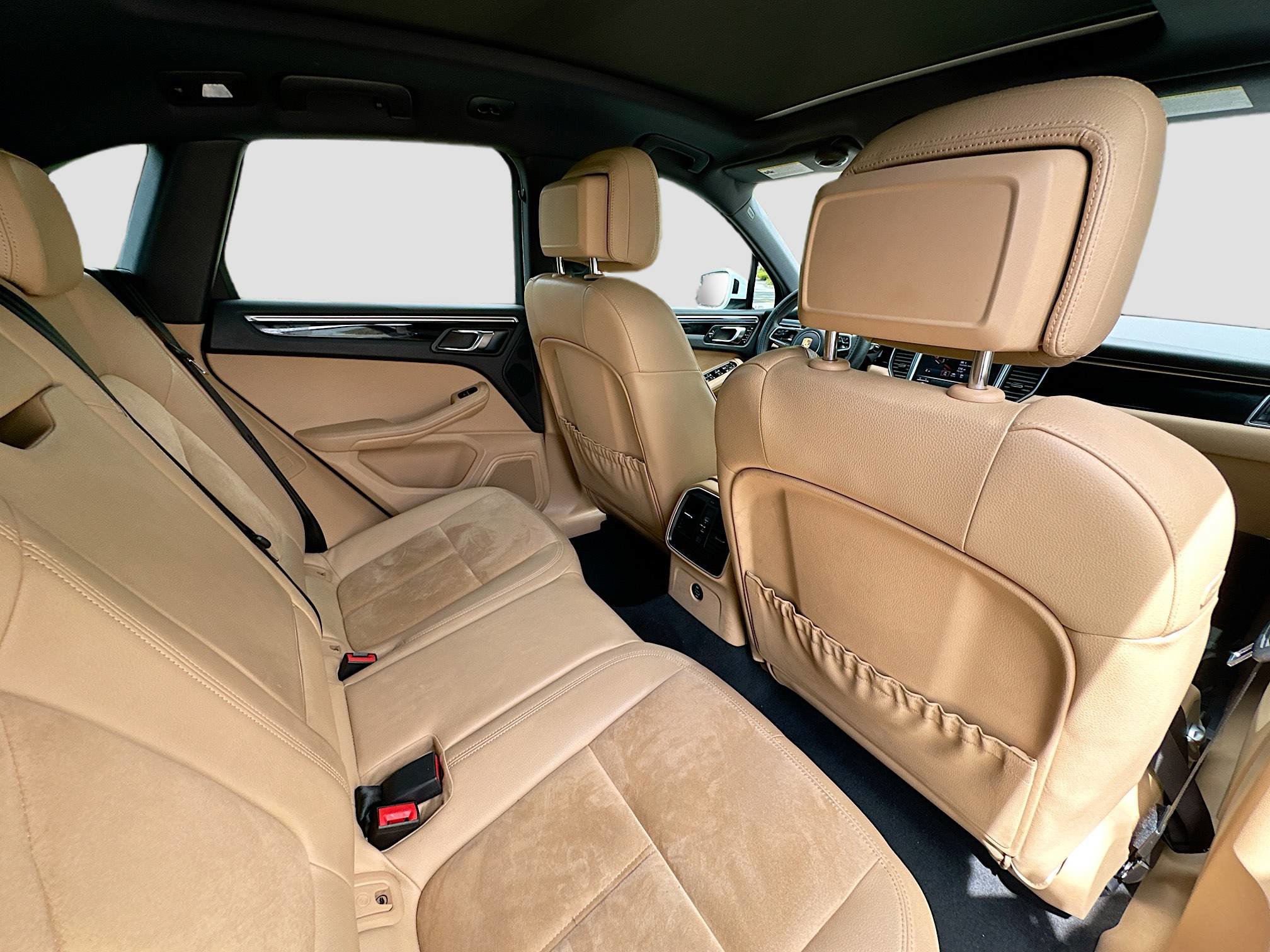 2018 Porsche Macan photo 29