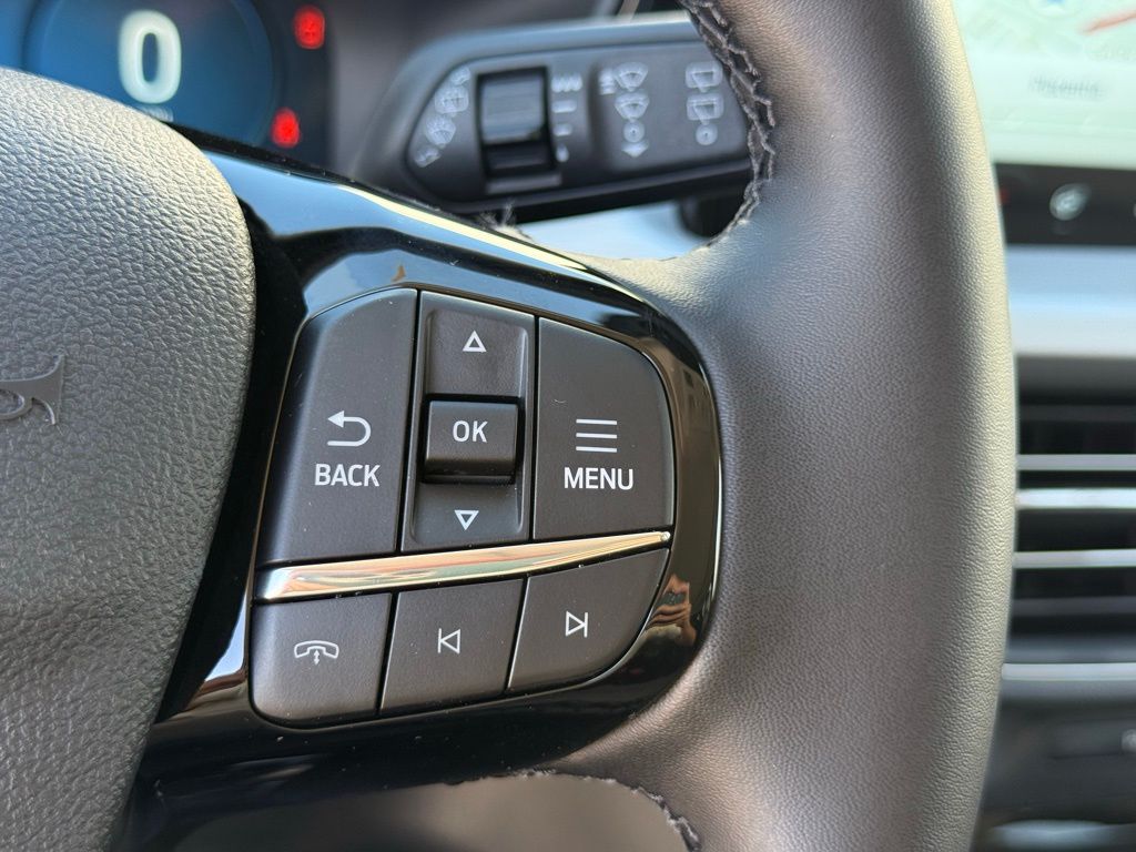 2025 Ford Escape Platinum photo 12
