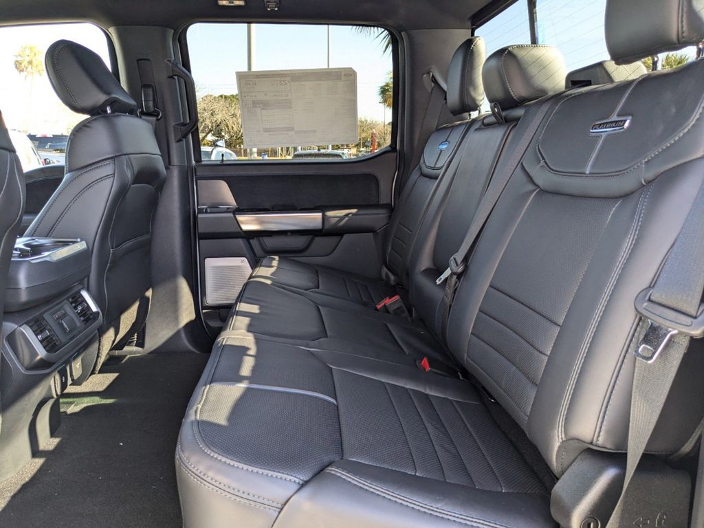 2025 Ford F-150 Platinum photo 13