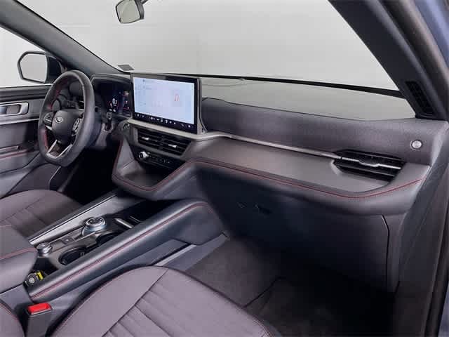 2025 Ford Explorer ST-Line photo 32