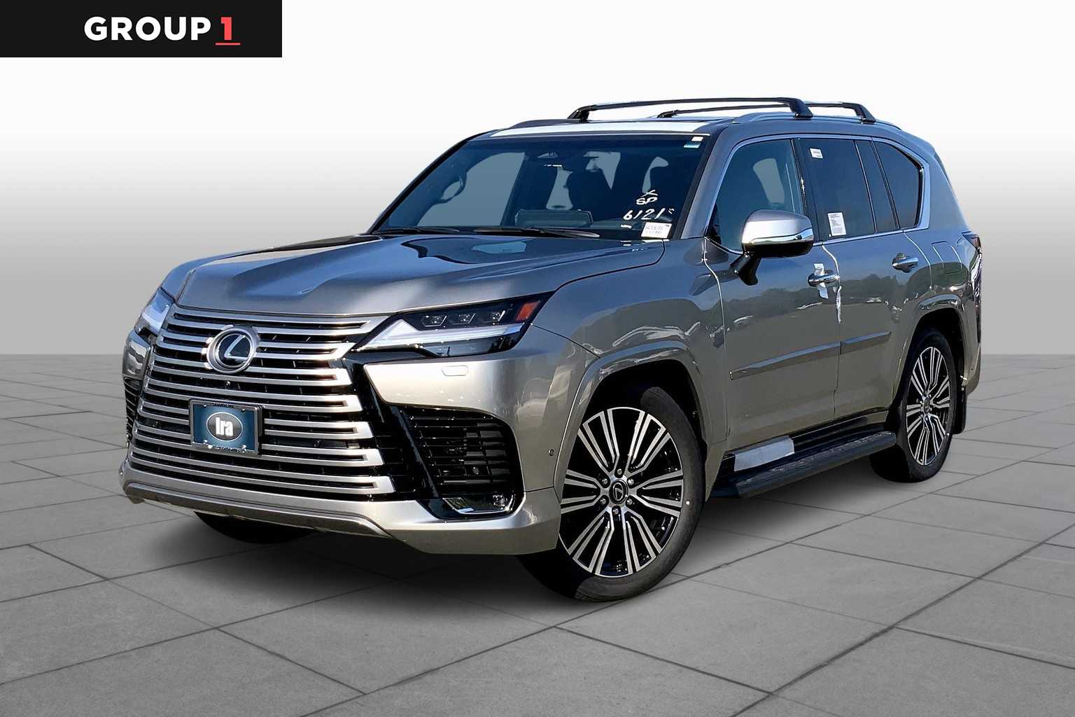 2025 Lexus LX photo 3