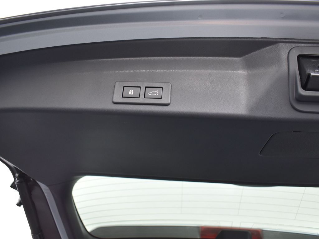 2025 Subaru Ascent Touring photo 22