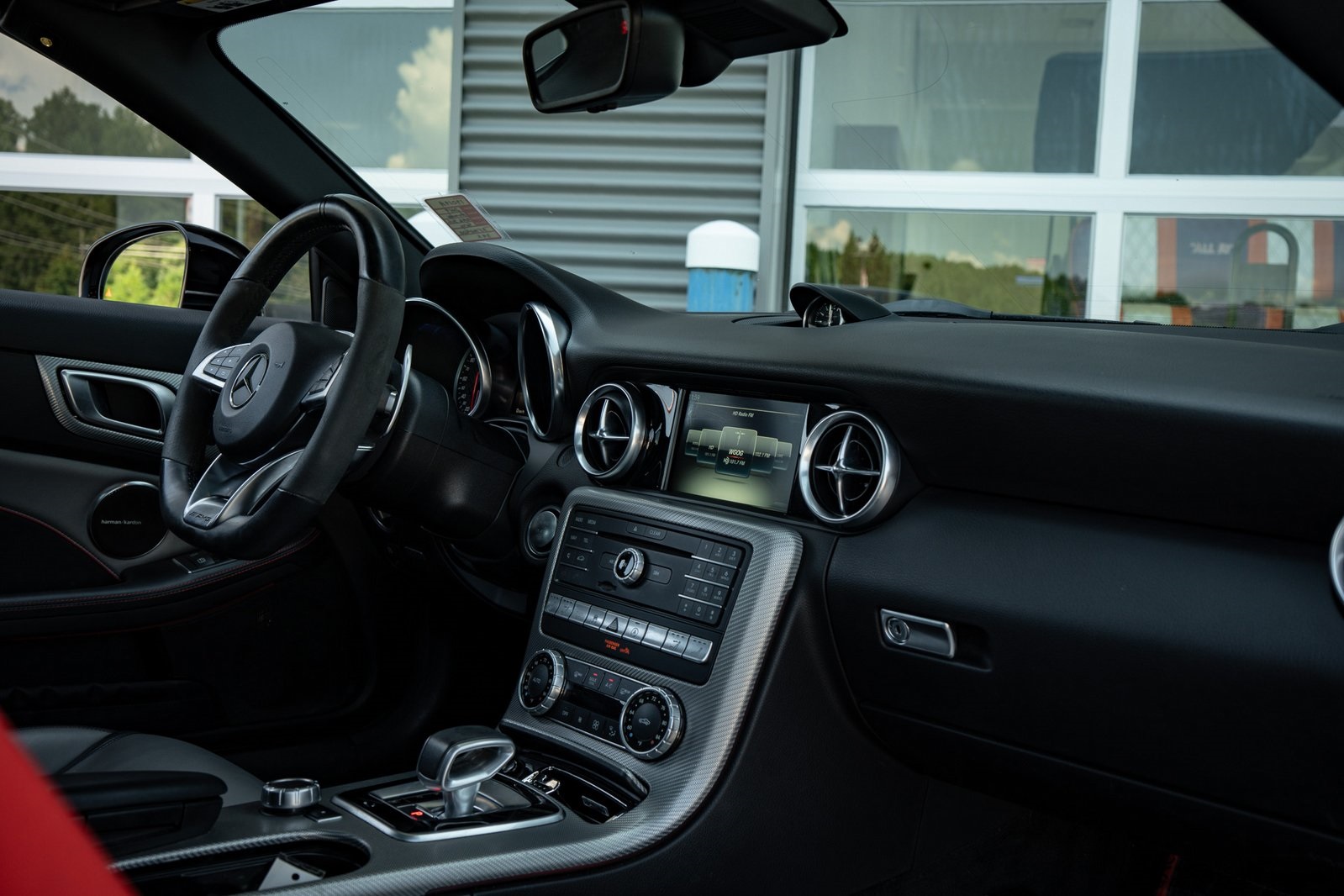 2019 Mercedes Benz SLC AMG 43 photo 28