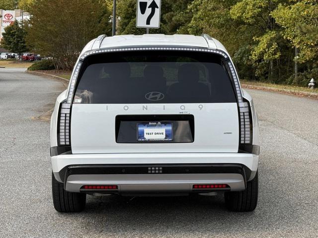 2026 Hyundai Ioniq SEL photo 4