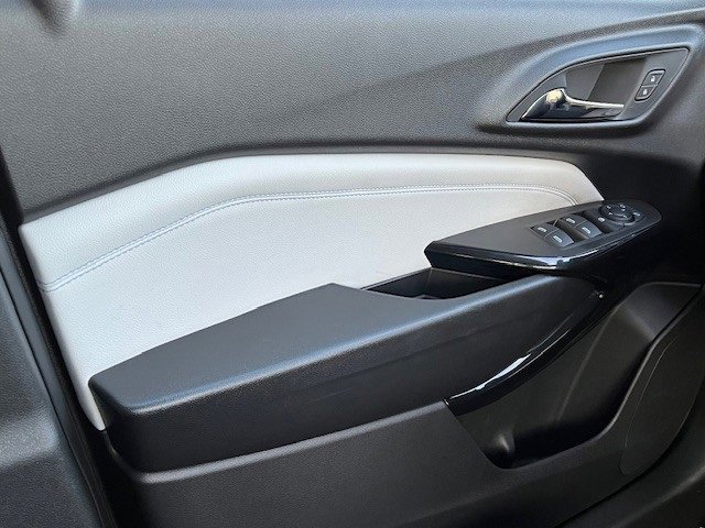2026 Chevrolet Trax LT photo 28