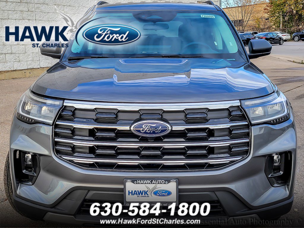 2026 Ford Explorer photo 4