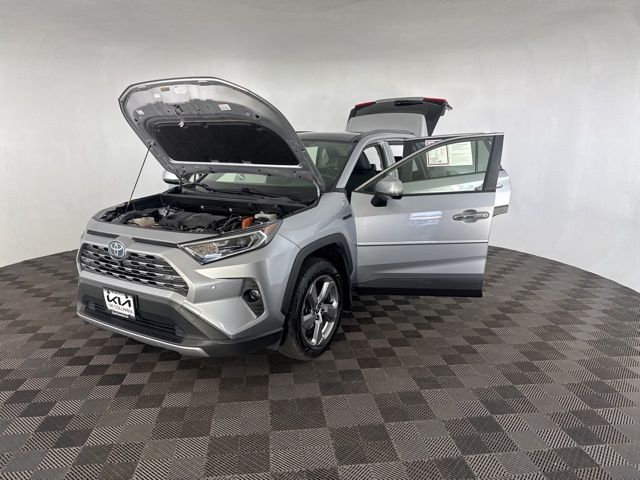 2020 Toyota RAV4 Hybrid Limited photo 13