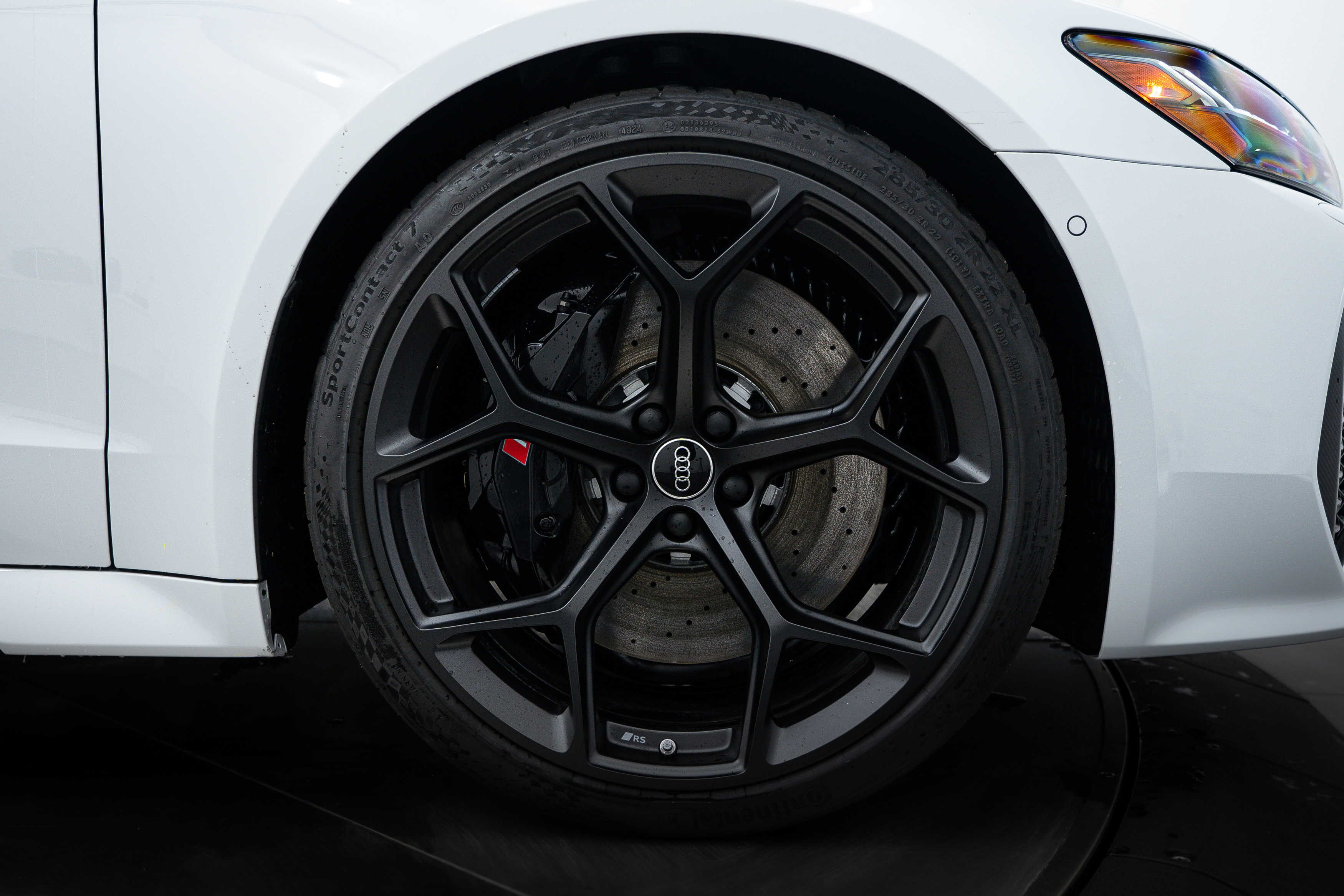 2025 Audi RS 7 Performance Base photo 18
