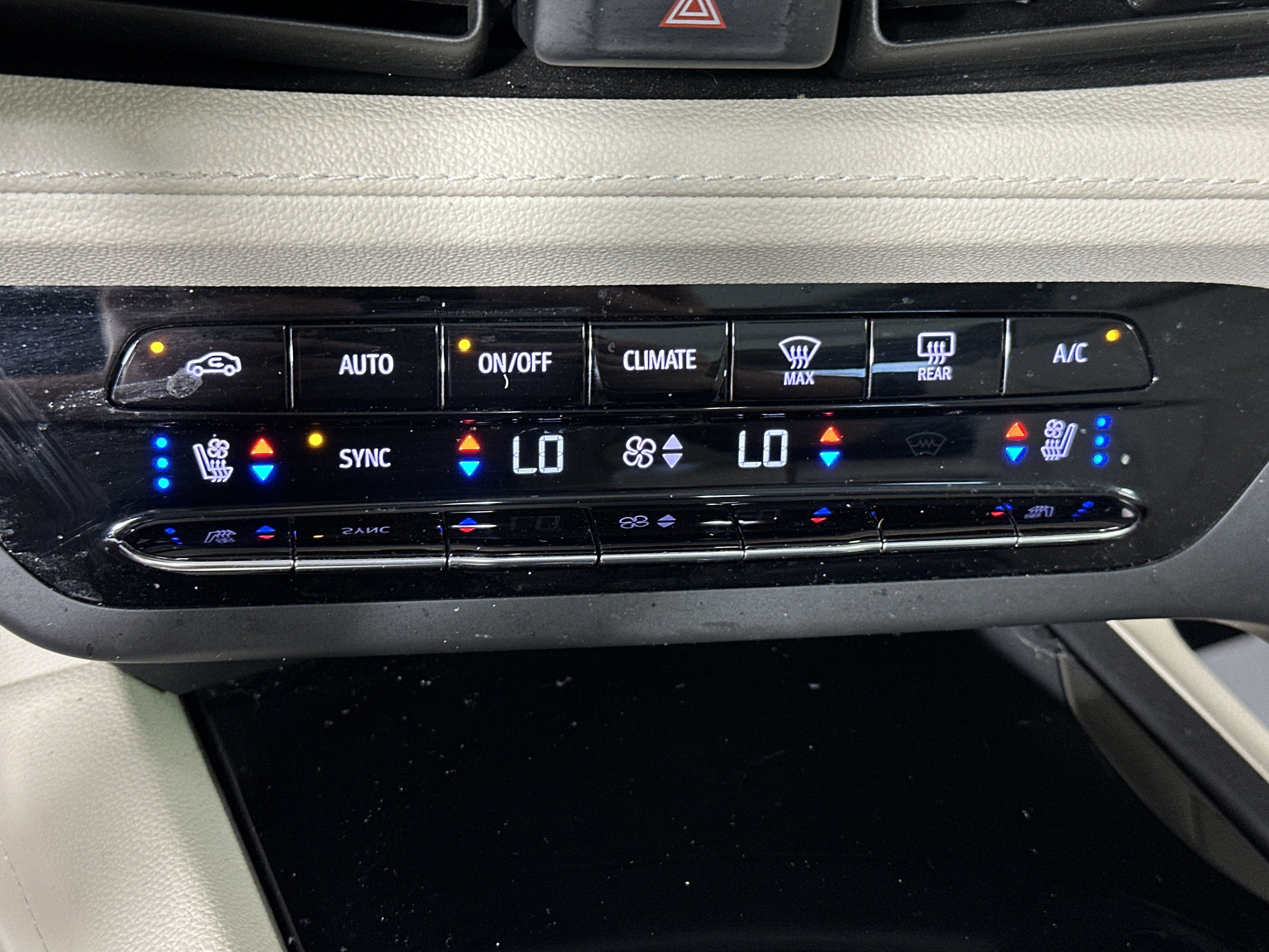 2021 Buick Envision Avenir photo 12