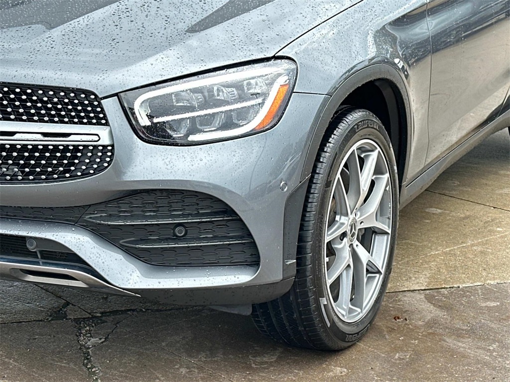 2021 Mercedes Benz GLC 300 photo 7