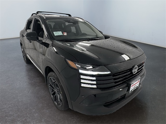 2026 Nissan KICKS SR AWD's photo